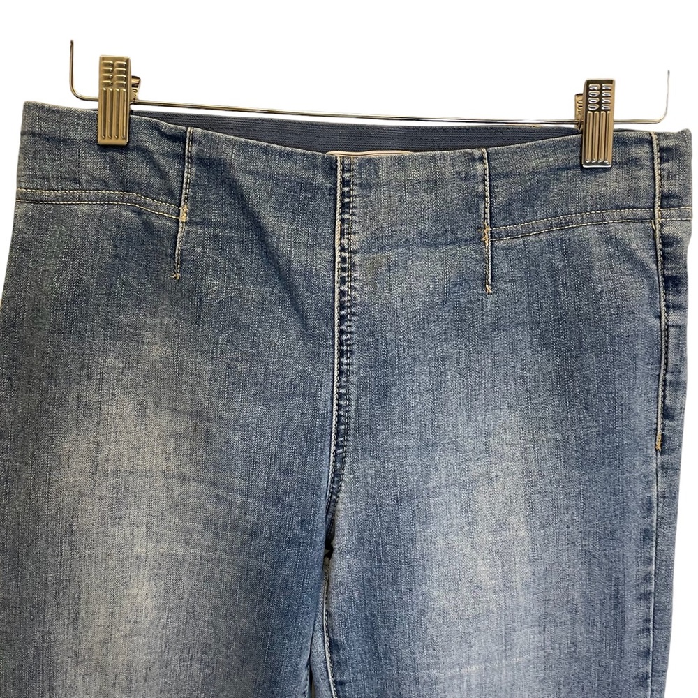 Free People Pull On Denim Flare Jeans - Picture 6 of 13